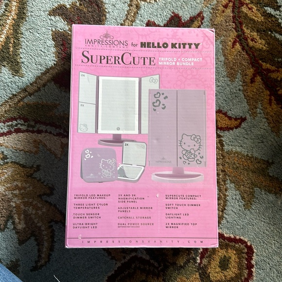 Impressions Vanity Hello Kitty TriFold and Compact Mirror Bundle - Picture 1 of 3